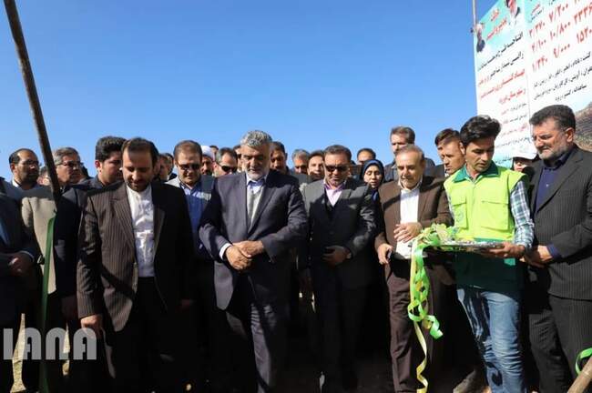 بازدید و بهره برداری طرح‌های بخش کشاورزی استان لرستان