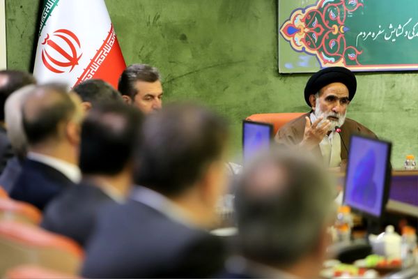 نماینده ولی‌فقیه در وزارت جهاد کشاورزی: ارزیابی عملکرد و پیگیری، دو کلید موفقیت در سال جدید است
