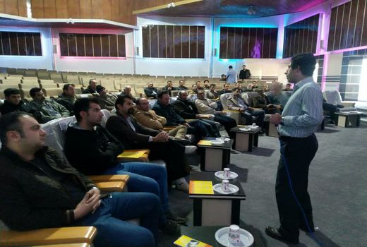 برگزاری دورۀ آموزشی آشنایی با بیماری آنفلوانزای فوق حاد پرندگان 