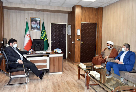 توسعه 100 هکتاری گلخانه های شهرستان هریس در پایاب سد آرباتان