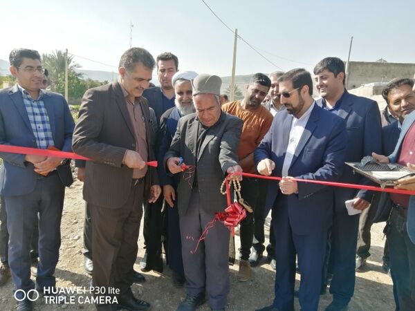 آغاز بهره برداری از 3 طرح زیر بنایی کشاورزی در کازرون 