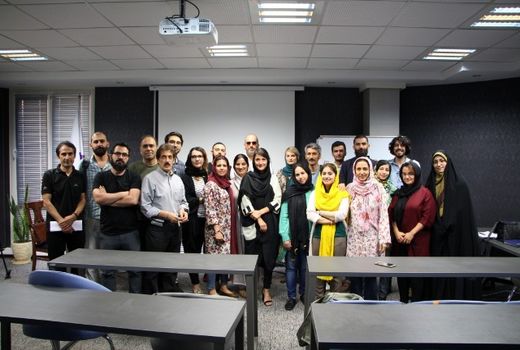 تدریس سرفصل آموزشی «مبانی درک فیلم» در مدرسه ملی سینما