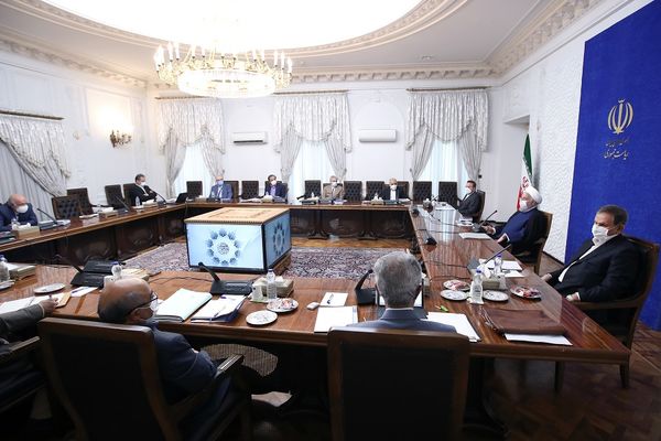 ارتباط پایدار بین حلقه‌های مختلف زنجیره گوشت و مرغ تا واحدهای عرضه با جدیت پیگیری شود