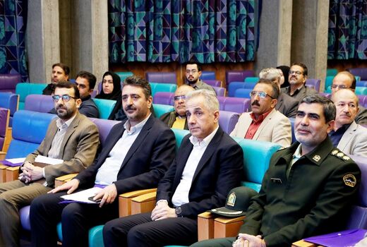 خاک بستر رشد و توسعه بخش کشاورزی است