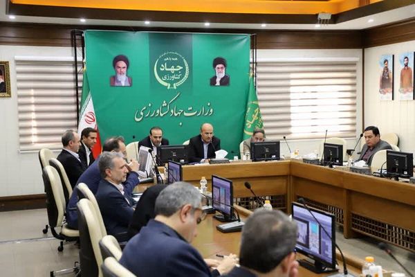 تخصیص بیمه برای تمام محصولات کشاورزی سیاست دولت است/ بیمه تولید میگو در مراکز تکثیر برای اولین بار در کشور