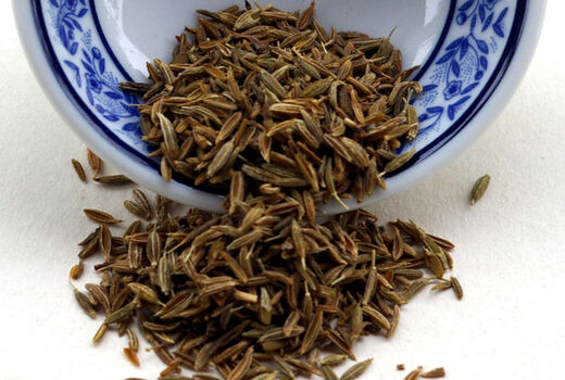 کاشت  زیره سبز در سطح  0.5 هکتار از اراضی موقوفه بیاض در شهرستان انار انجام شد.