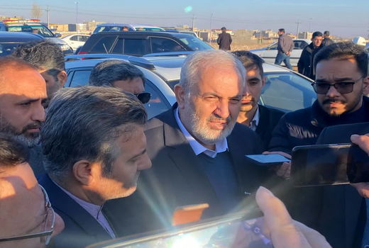 وزیر نیرو پای درد دل کشاورزان شربیانی در استان آذربایجان شرقی 