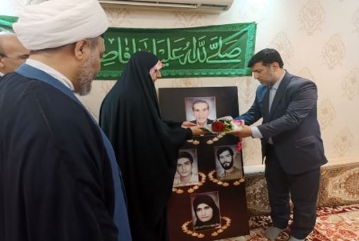 دیدار سرپرست وزارت جهاد کشاورزی با خانواده بانوی شهید کلانتری دزفولی