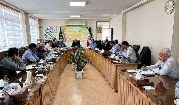 دیدار فعالان و تشکلهای صنعت طیور آذربایجانغربی با رییس سازمان جهاد کشاورزی استان