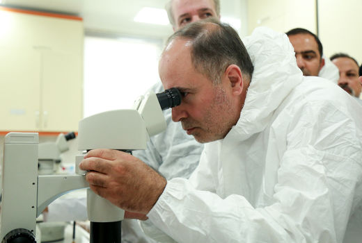  بازدید وزیر جهاد کشاورزی از نخستین مرکز تخصصی تولید و انتقال جنین از گاوهای نژاد ممتاز کشور 