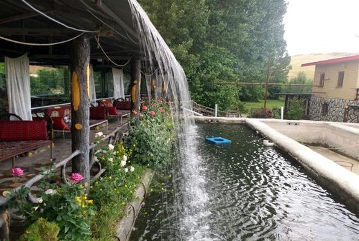 ایجاد 11 مزرعه آبزی پروری با امکانات گردشگری در استان آذربایجان شرقی 