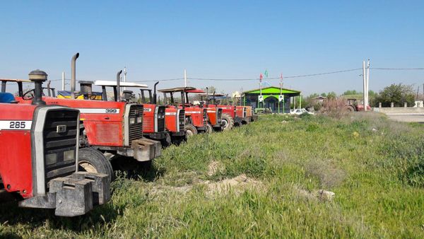 ماشین آلات کشاورزی دارای پلاک، سوخت دریافت می کنند