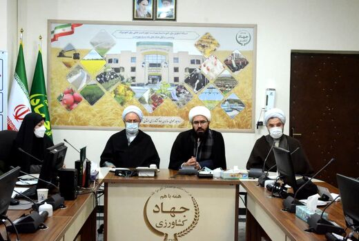 انتخاب ۱۲ نفر از افراد برتر و پیشرو برنامه‌های کمیته روستایی و عشایری استان آذربایجان شرقی 
