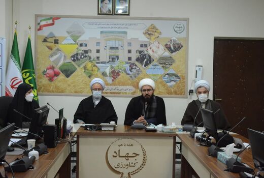 انتخاب ۱۲ نفر از افراد برتر و پیشرو برنامه‌های کمیته روستایی و عشایری استان آذربایجان شرقی 