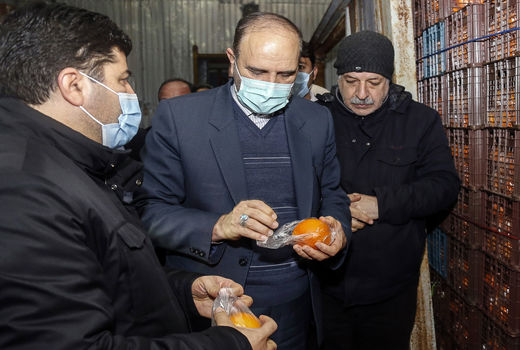  بازدید استاندار آذربایجان شرقی از روند تأمین و توزیع میوه شب عید