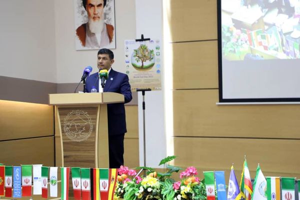 خاک بیش از گذشته تحت فشار توسعه‌های ناپایدار و مدیریت نادرست منابع قرار گرفته است