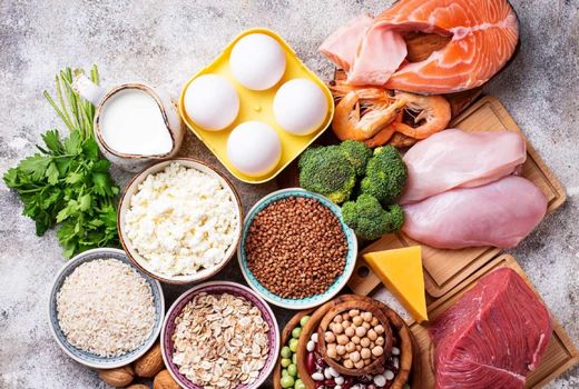 نوسان قیمت خوراکی‌ها در اسفند ۱۴۰۳؛ رشد قیمت برخی اقلام در کنار کاهش نرخ سبزیجات