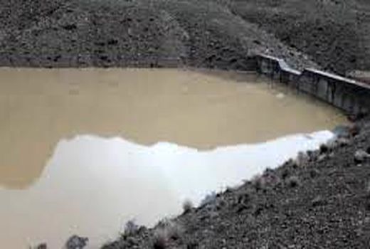 13 بند خاکی در شهرستان میامی آبگیری شد