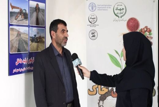 در هر هکتار  اراضی 16 تن به شکل‌ها و شیوه های مختلف فرسایش خاک وجود دارد