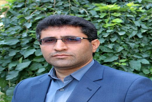 سمپاشی بیش از ۳۳ هزار هکتار از علف های هرز  مزارع گندم وجو در شهرستان کرمانشاه