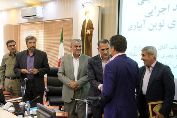 46 درصد اراضی چهارمحال و بختیاری به سیستم آبیاری تحت فشار تجهیز شد/ افزایش سطح اراضی تجهیز شده به 51 درصد تا پایان سال 96