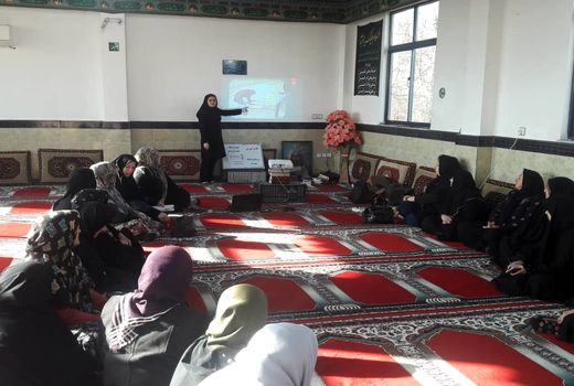  کلاس آموزشی پرورش نشاء جعبه ای برنج به کشاورزان