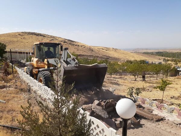 تخریب هفت بنای  غیر مجاز  در اراضی کشاورزی  شهرستان قزوین