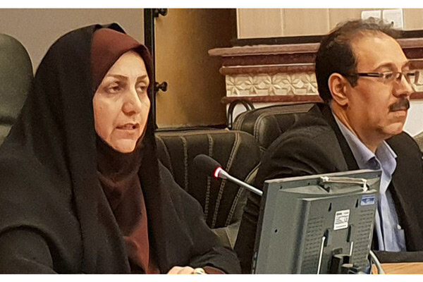 روزانه ۱۰ تن مرغ منجمد وارد بازار می‌شود