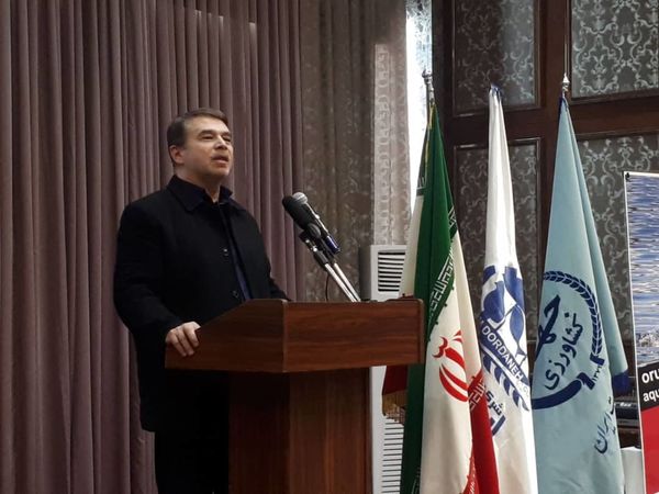 ضرورت تکمیل زنجیره ارزش و تولید آبزیان در آذربایجان غربی 