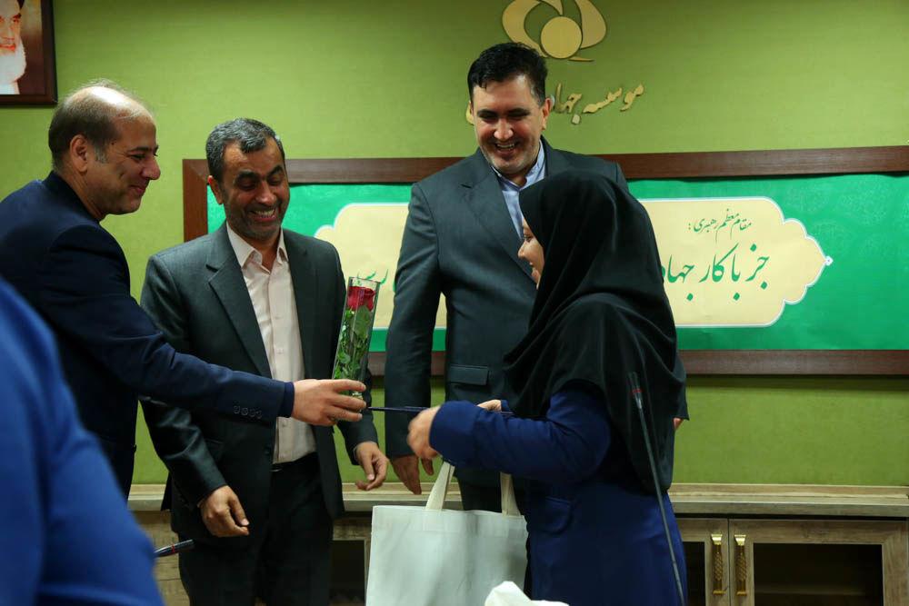 مراسم گرامیداشت روز زن در موسسه جهاد استقلال  