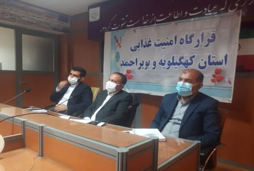 سرمایه‌گذار میدان میوه و تره‌بار با گلخانه‌داران وارد مراوده شود