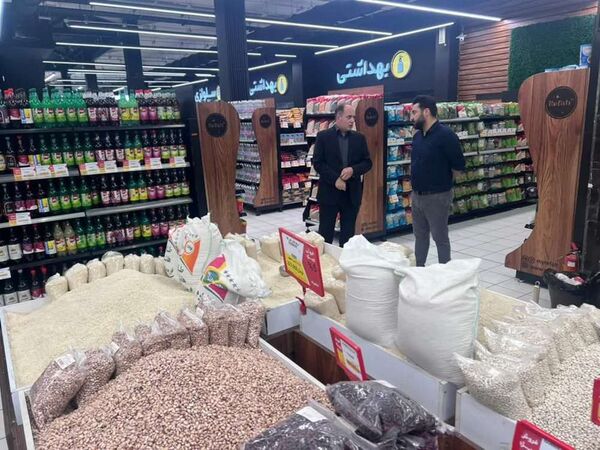 بازدید وزیر جهادکشاورزی از مراکز خرید در تهران
