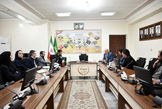 شاخص‌های انتخاب تولیدکنندگان برتر در حوزه کشاورزی اطلاع‌رسانی شود 