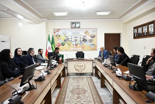 شاخص‌های انتخاب تولیدکنندگان برتر در حوزه کشاورزی اطلاع‌رسانی شود 