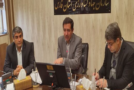تنظیم بازار کالاهای اساسی در فارس باید منجر به رضایت مردم باشد