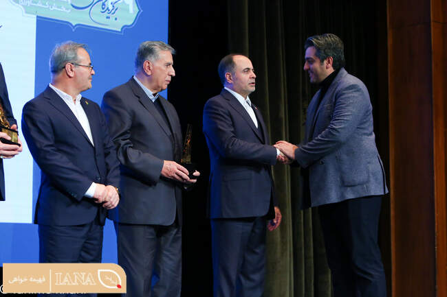 تجلیل از برگزیدگان ملی بخش کشاورزی 