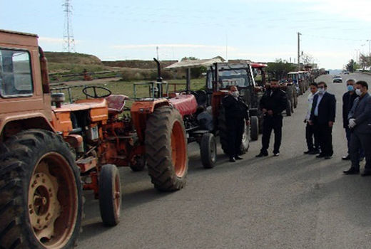 پلاک گذاری 200 دستگاه تراکتور فاقد پلاک در شهرستان اهر