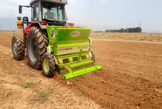 تولید بومی ماشین‌آلات کشت زعفران در کشور