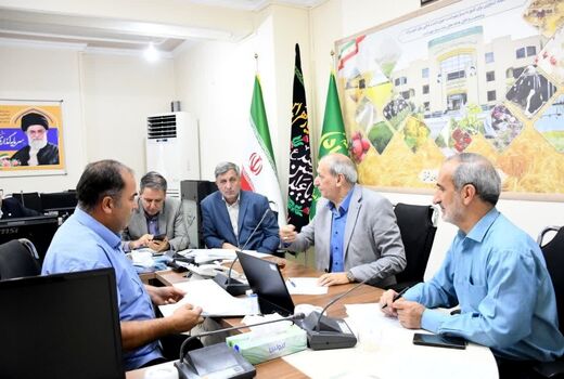 رسیدگی به مشکلات 25  نفر از مراجعان کشاورزی در دیدار مردمی رئیس سازمان جهادکشاورزی آذربایجان شرقی 