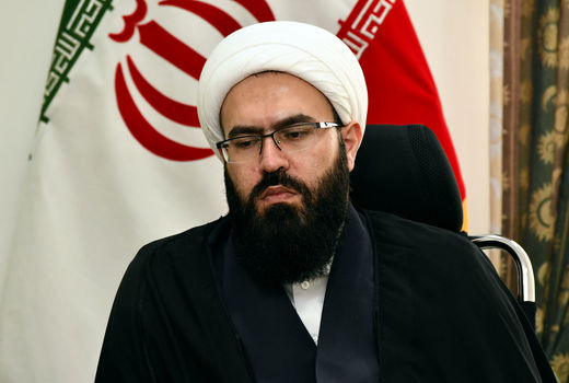 فعالیت ۲۵ روحانی در قالب ناظر ذبح شرعی و ۹۸ ذابح در کنار ناظرین بهداشتی در کشتارگاه‌های استان