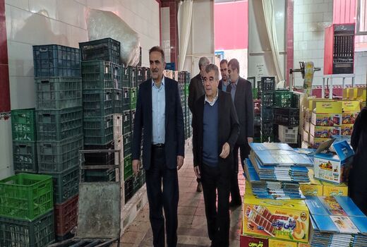 فعالیت بزرگترین کارخانه تولید کنسانتره  و شیره خرمای خاورمیانه در مرند