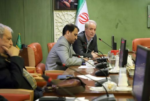 روزانه بیش از یک‌هزار تن مرغ گرم ذخیره‌سازی می‌شود