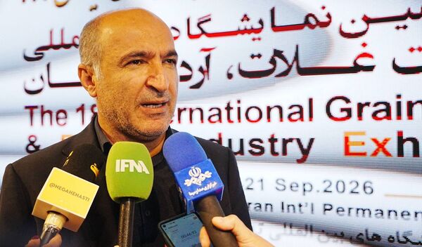 ۲۷۵ همت از مطالبات گندمکاران پرداخت شده است