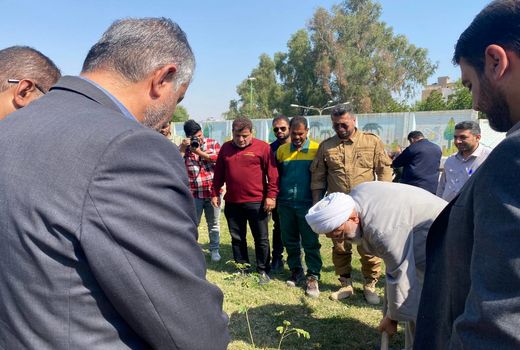 کاشت ۵۰۰ اصله نهال هم‌زمان با روز درختکاری در آبادان