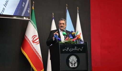 خروج عشایر از چرخه تولید، امنیت غذایی کشور را به مخاطره می‌اندازد