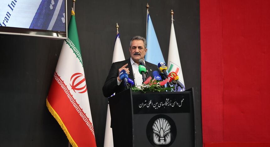 خروج عشایر از چرخه تولید، امنیت غذایی کشور را به مخاطره می‌اندازد