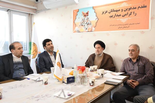 اتحادیه مرغداران، واحدهای کوچک غیراقتصادی را به سمت بهره وری سوق دهد 