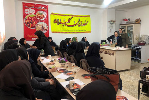 برگزاری کارگاه آموزشی طبخ آبزیان در شهرستان بناب