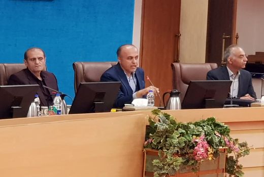 منابع طبیعی در اطفای حریق تنها مانده است / بحران تجهیزات در مهار آتش جنگل‌های زاگرس