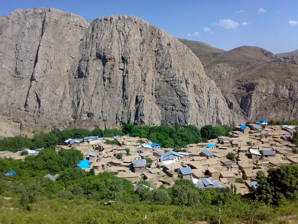 زمان برگزاری جشن زغال‌اخته تغییر کرد/ جشن زغال‌اخته در روستای هیر 11 شهریور برگزار می‌شود